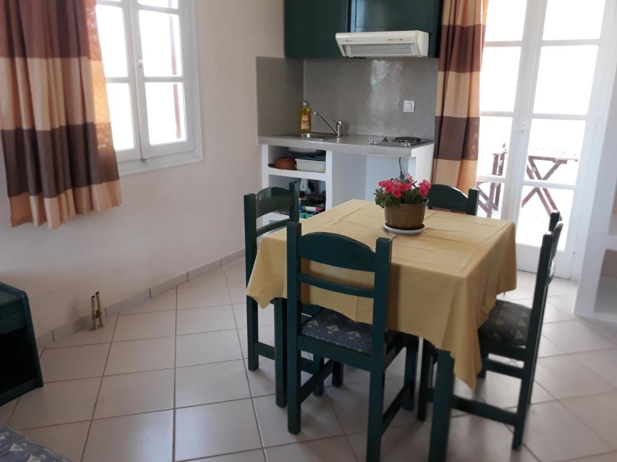 Joanna'S Rooms On The Beach Plaka  Bagian luar foto