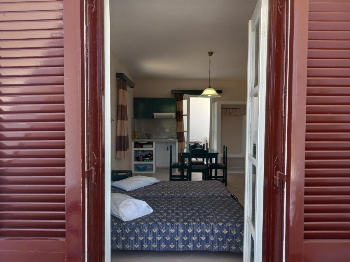 Joanna'S Rooms On The Beach Plaka  Bagian luar foto