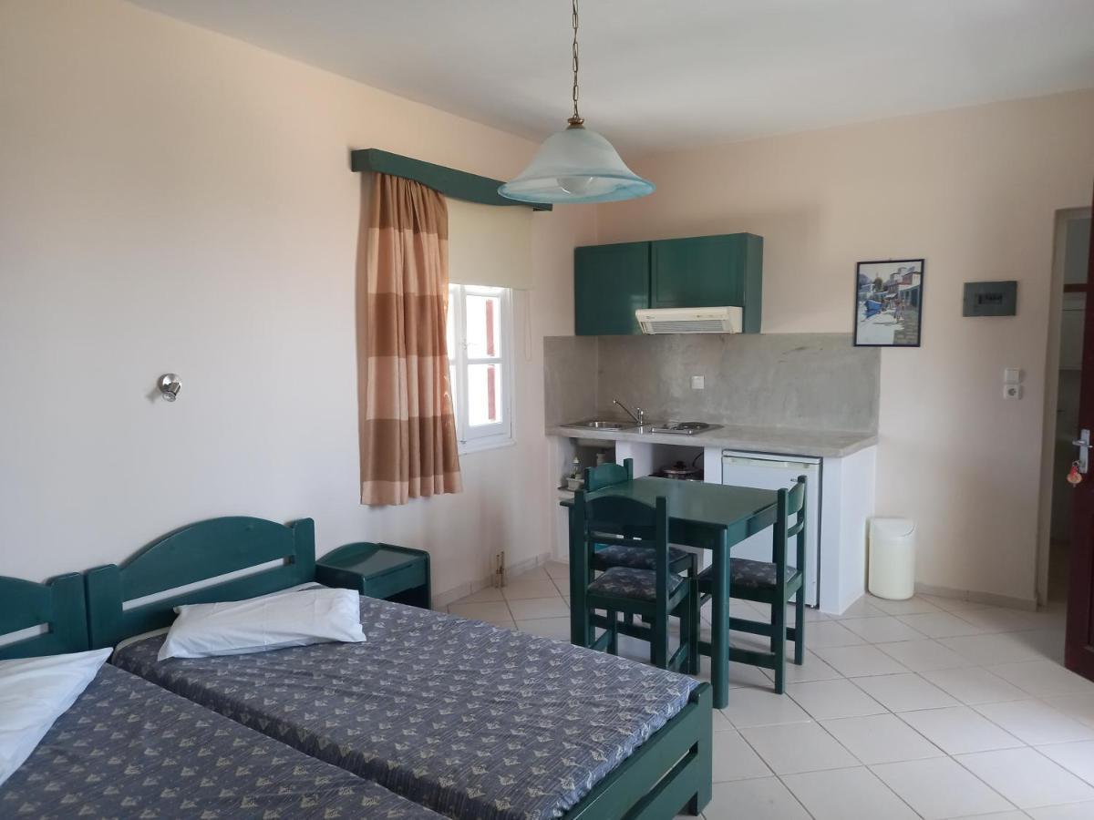 Joanna'S Rooms On The Beach Plaka  Bagian luar foto