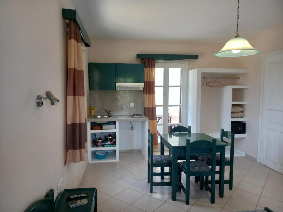 Joanna'S Rooms On The Beach Plaka  Bagian luar foto
