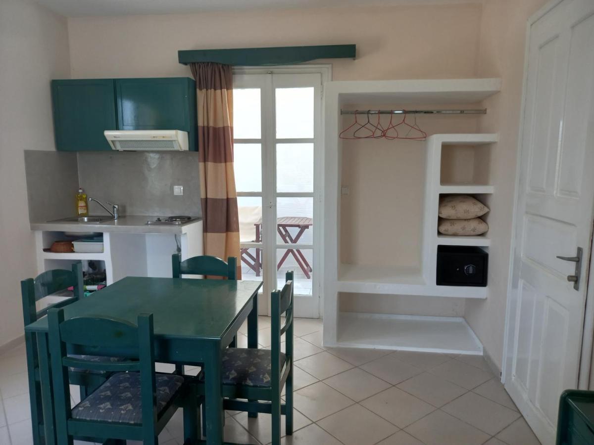Joanna'S Rooms On The Beach Plaka  Bagian luar foto
